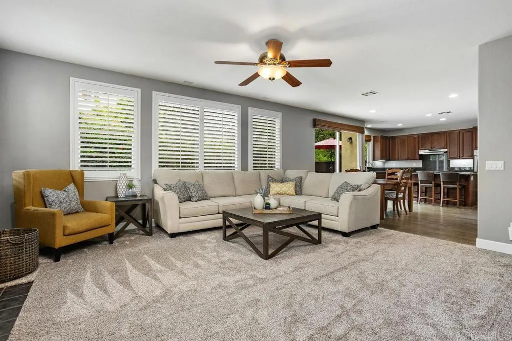 1709 Weatherwood Court