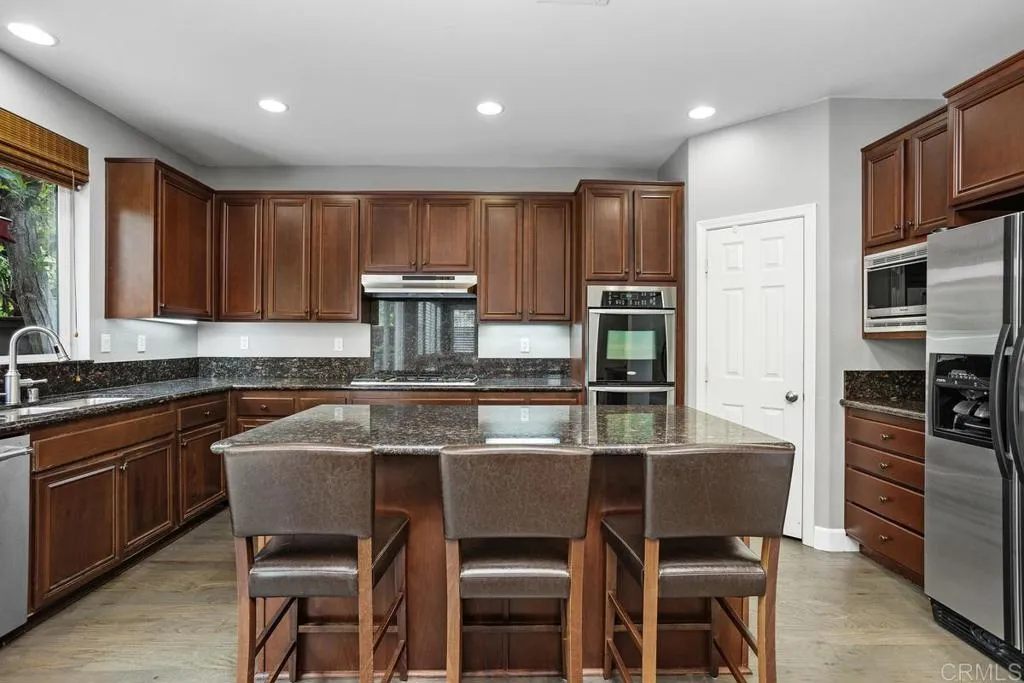 1709 Weatherwood Court