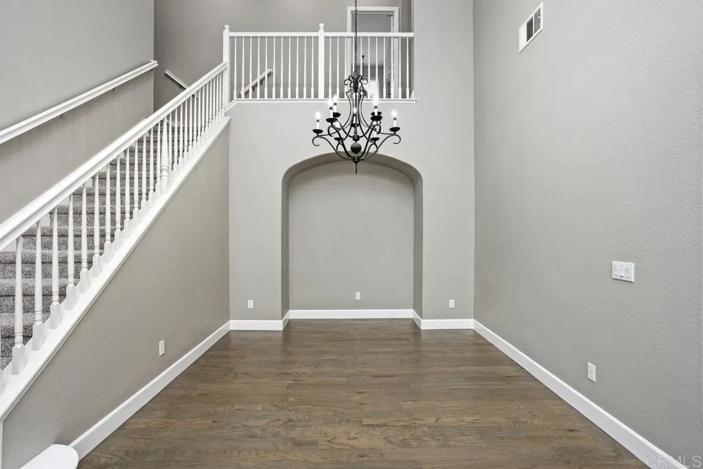 1709 Weatherwood Court