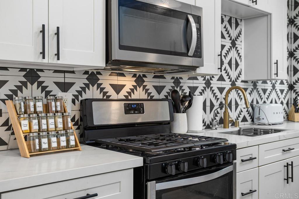 803 S Pacific Street 1