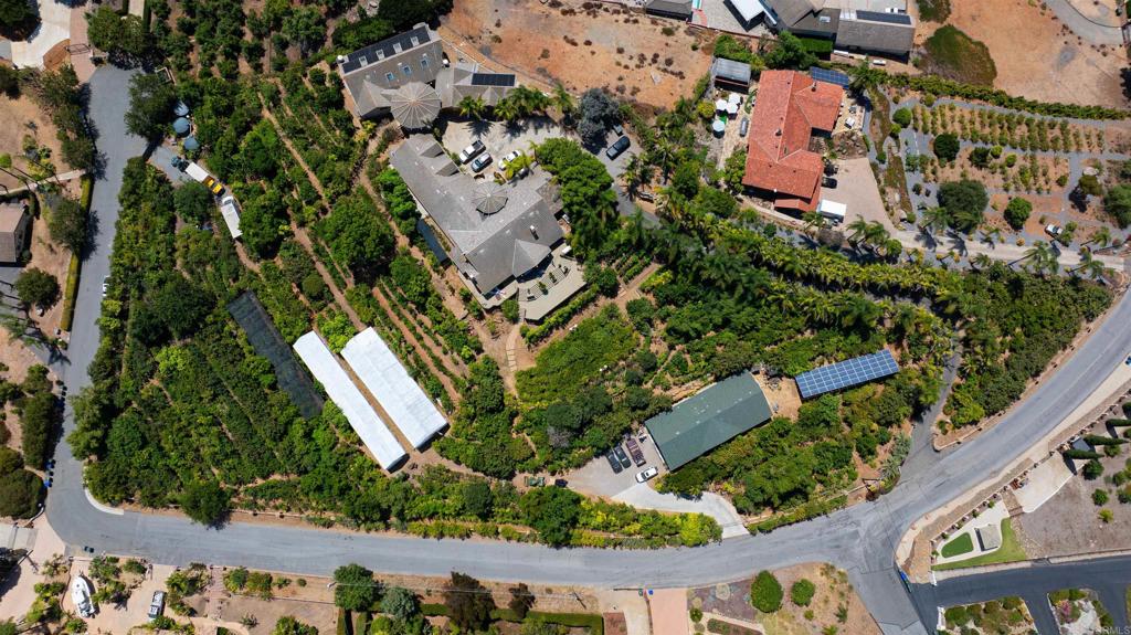 2081 Elevado Road