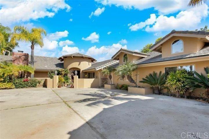 2081 Elevado Road