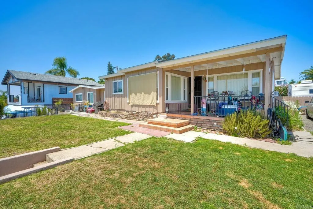 669 Spires Street, Vista