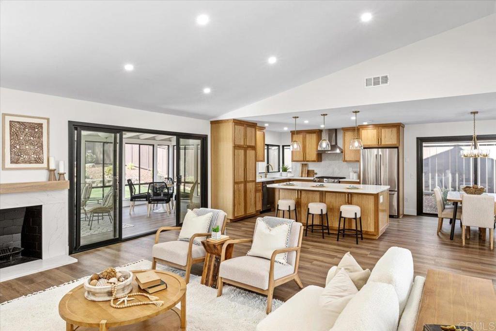 2926 Gaviota Circle