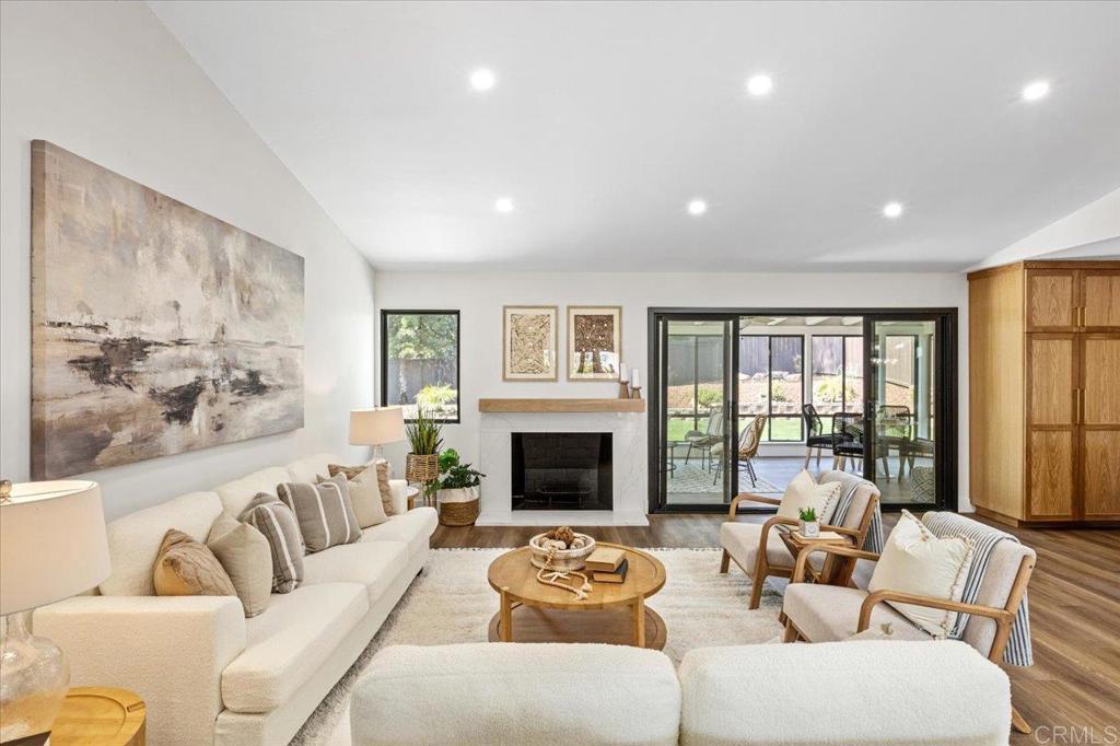 2926 Gaviota Circle