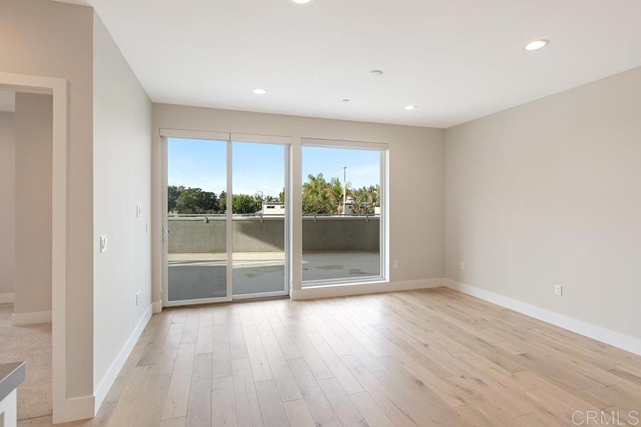 723 Grand