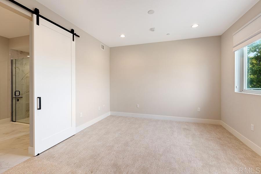 723 Grand
