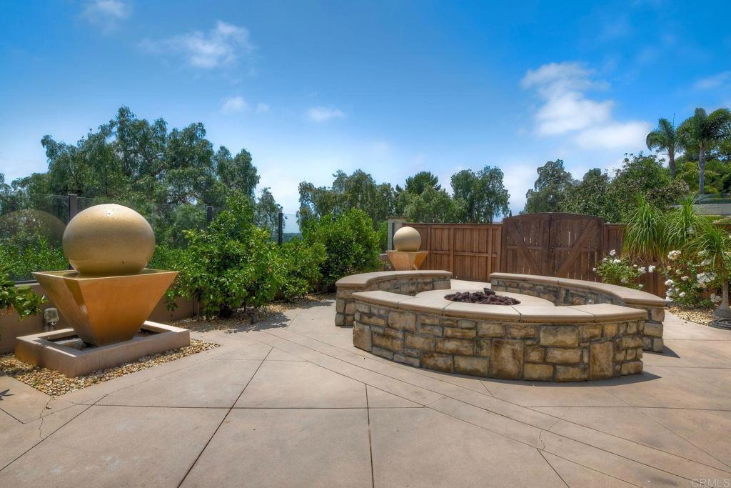 6388 Huntington Drive