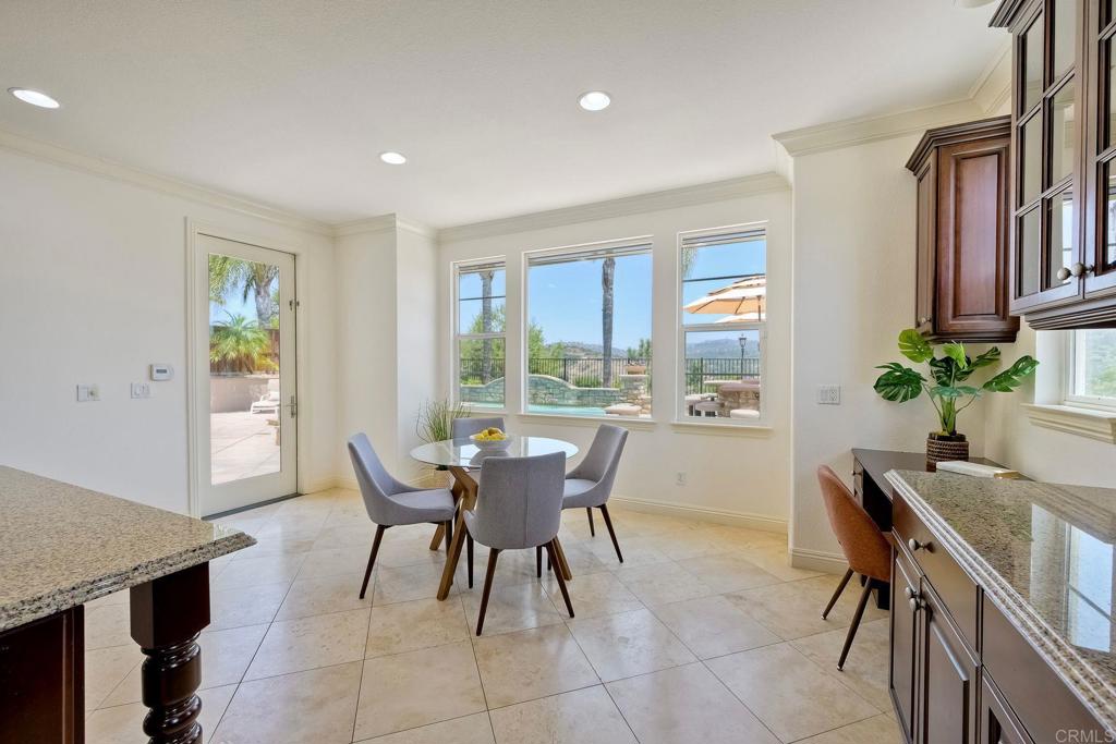 6388 Huntington Drive