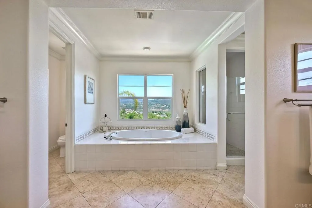 6388 Huntington Drive