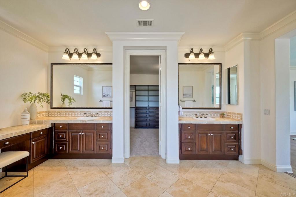 6388 Huntington Drive