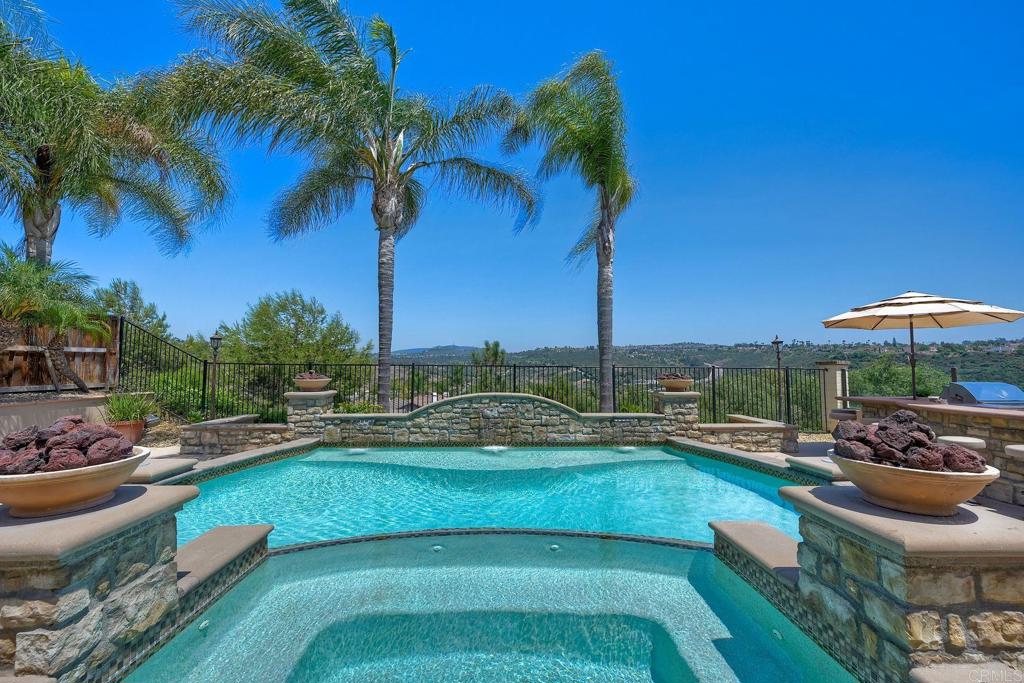 6388 Huntington Drive