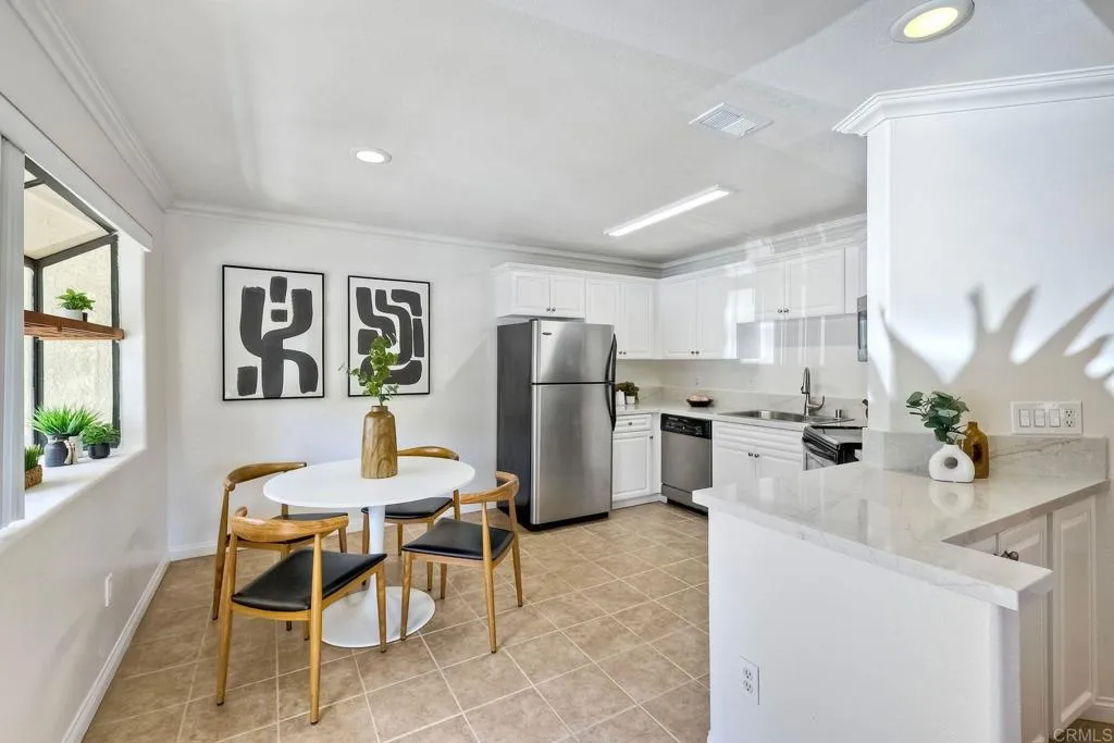 3451 Paseo De Alicia Unit 7