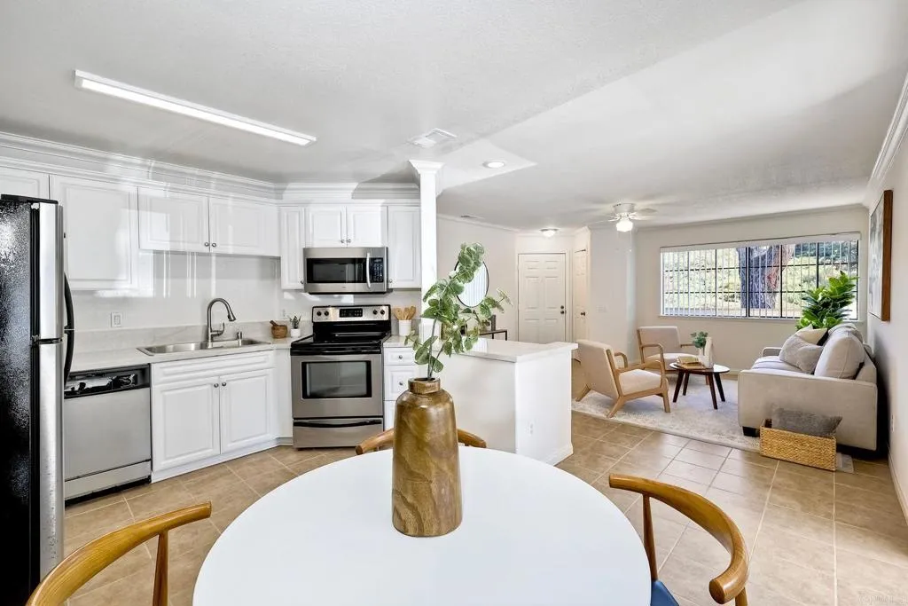 3451 Paseo De Alicia Unit 7