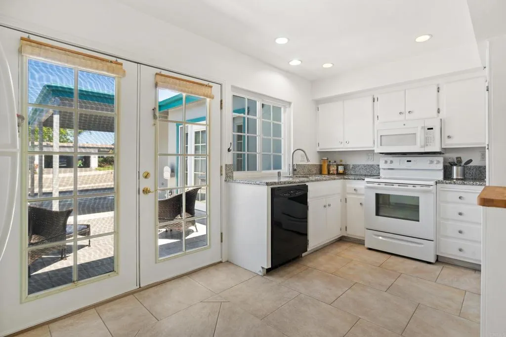 3890 Vista Campana South Unit 93