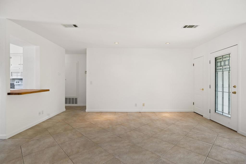 3890 Vista Campana S 93