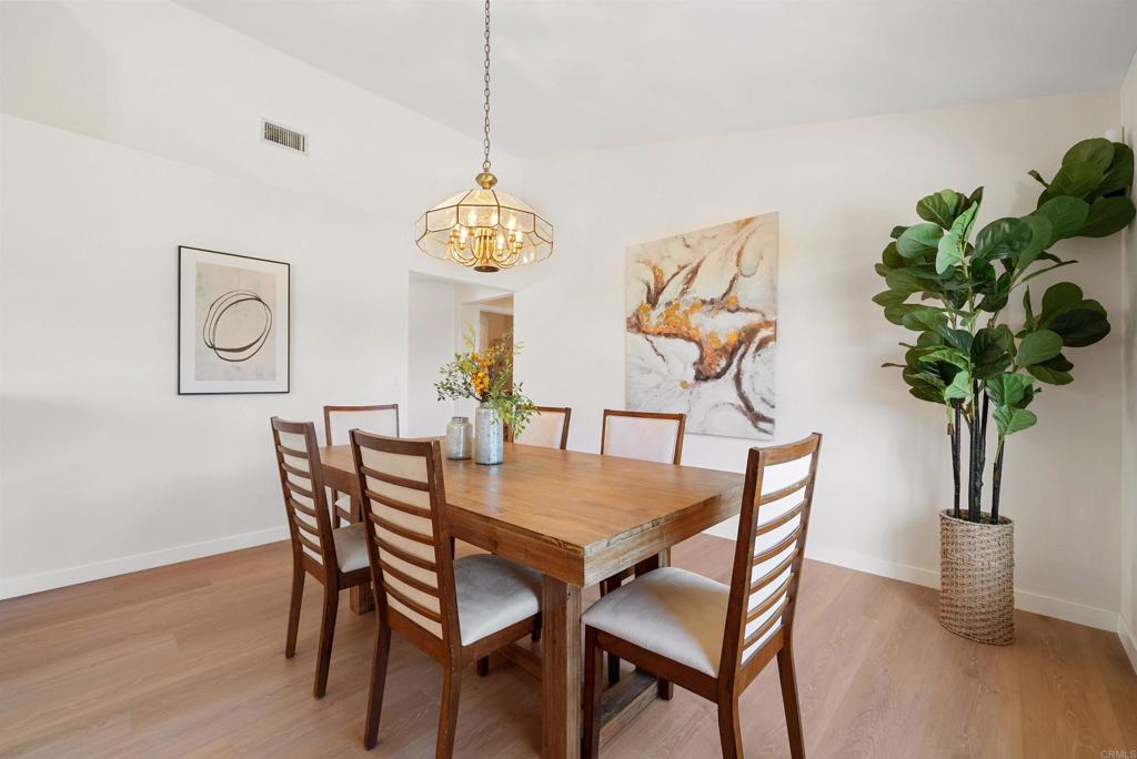 11592 Kaywood