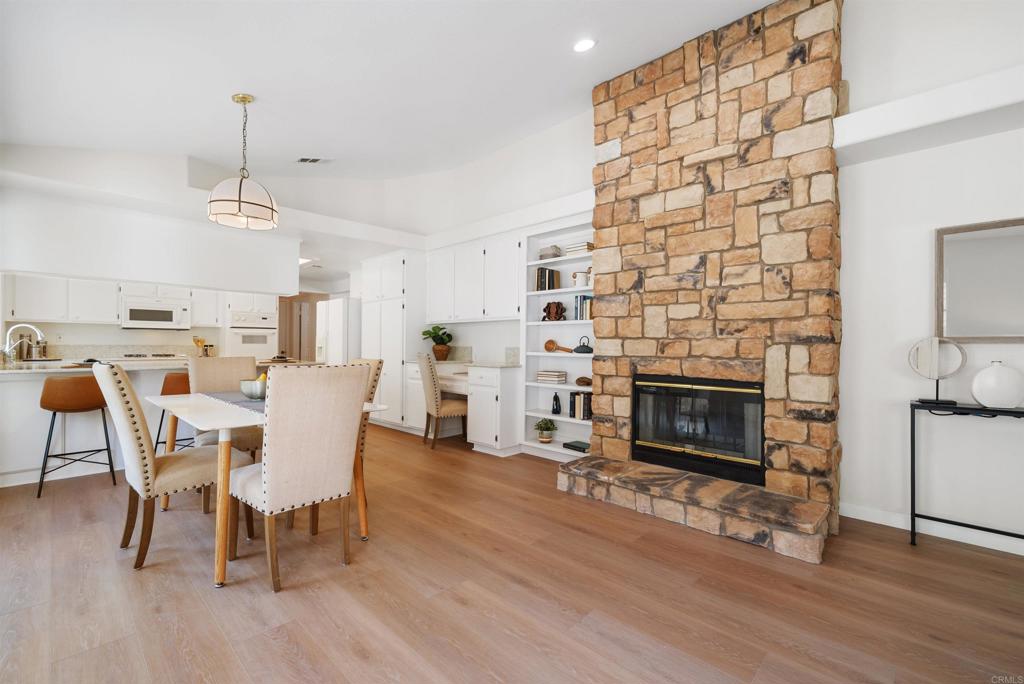 11592 Kaywood