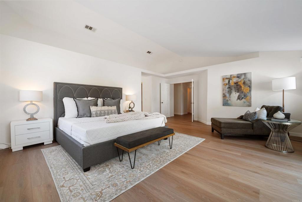 11592 Kaywood