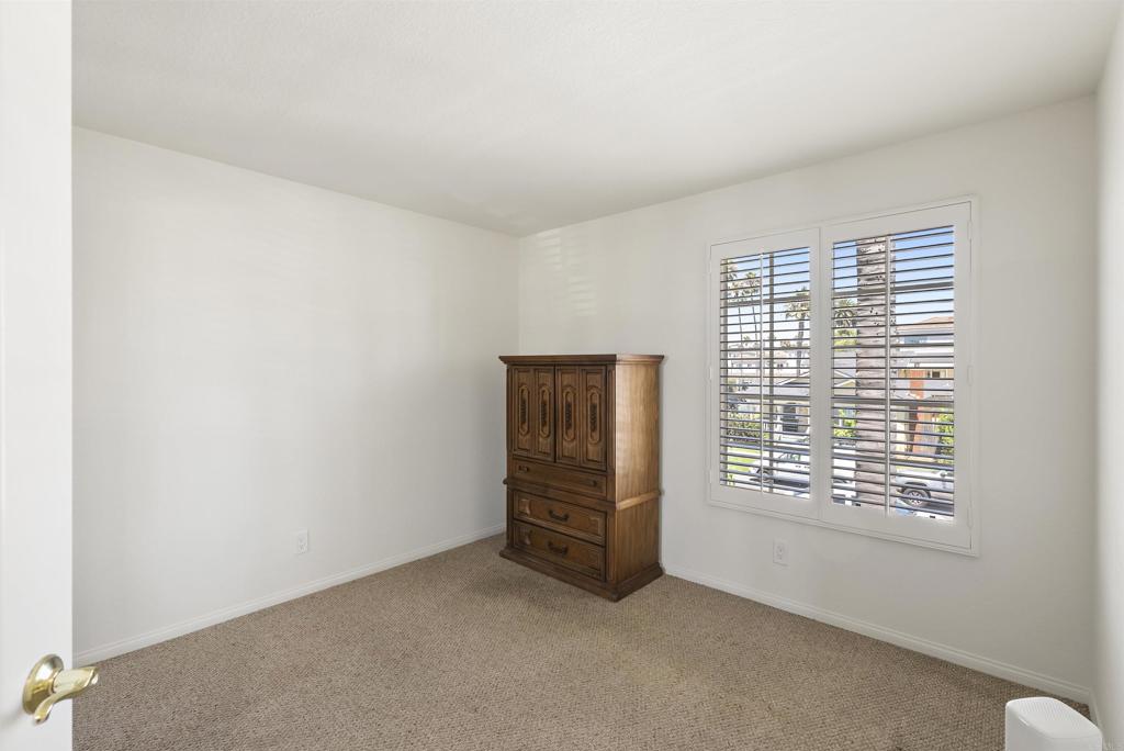 621 N Pacific Street 205