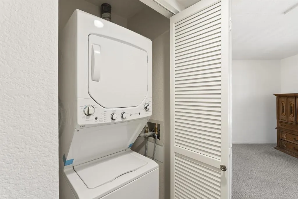 621 N Pacific Street Unit 205