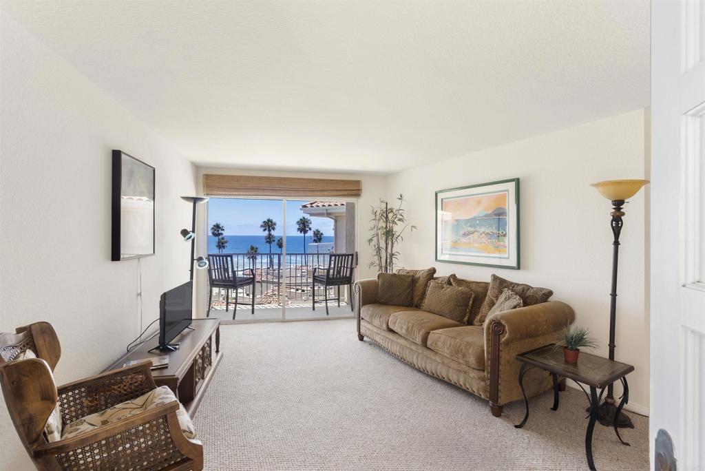 621 N Pacific Street 205