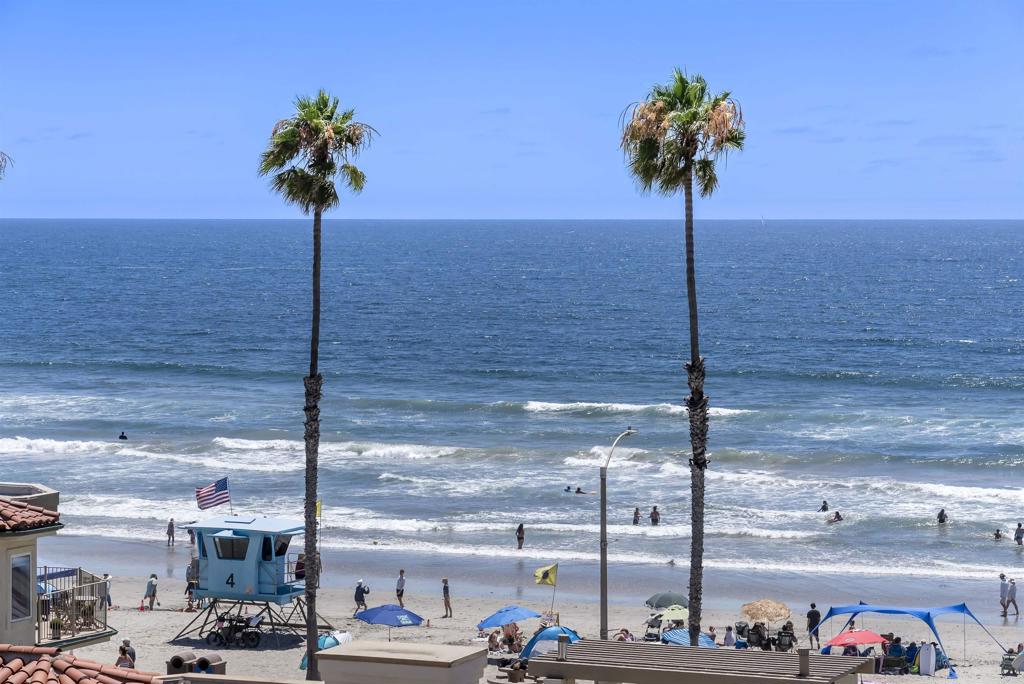 621 N Pacific Street 205