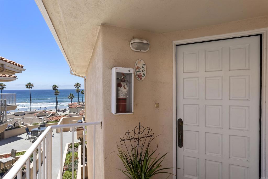 621 N Pacific Street 205