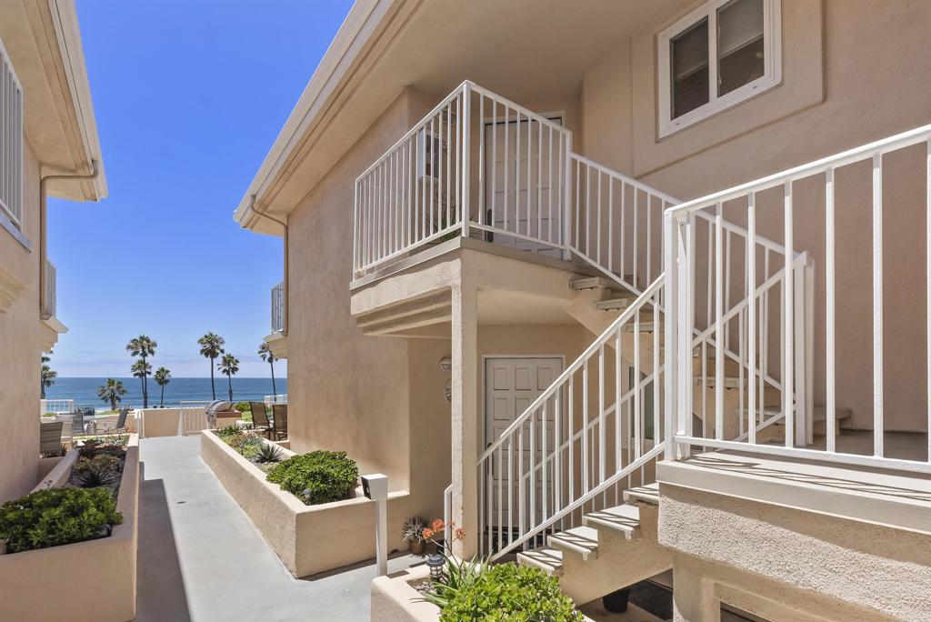 621 N Pacific Street 205