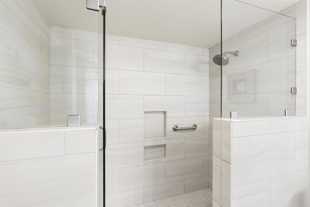 621 N Pacific Street 205