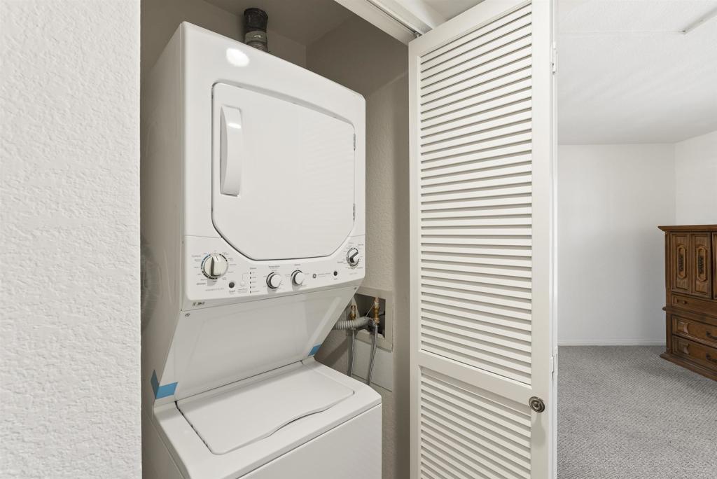 621 N Pacific Street 205