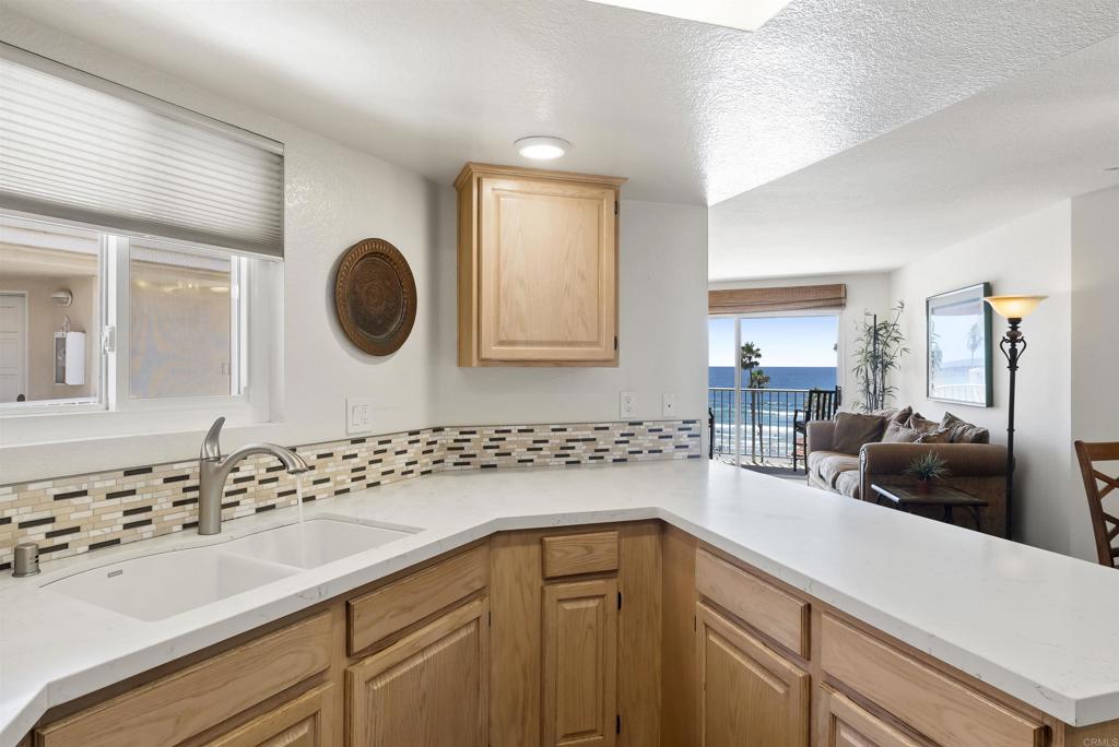 621 N Pacific Street 205