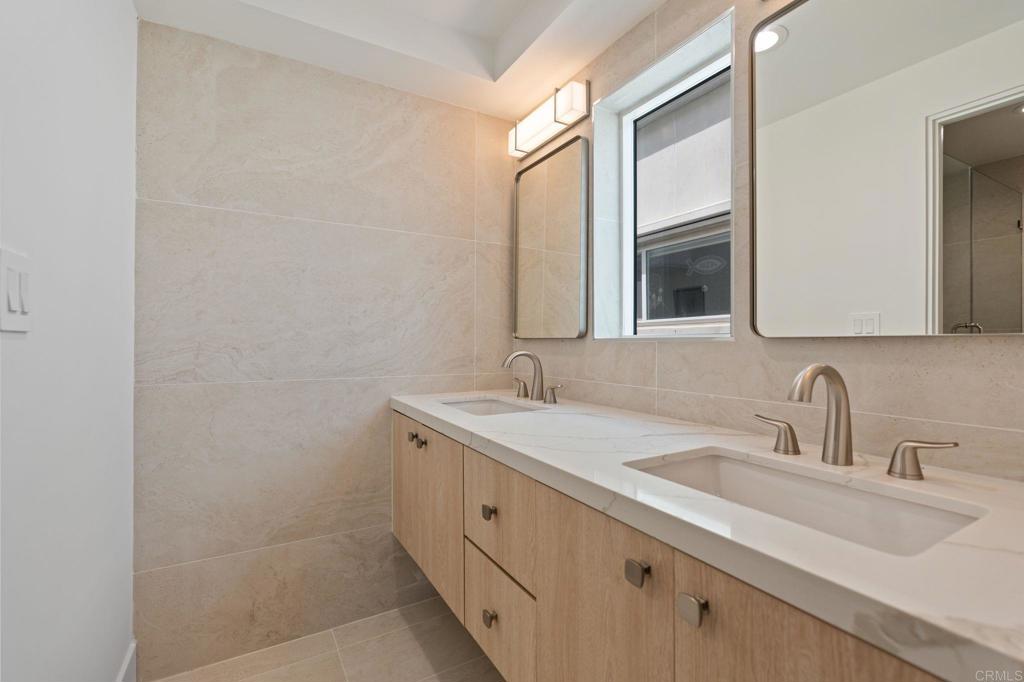 212 S Pacific Street