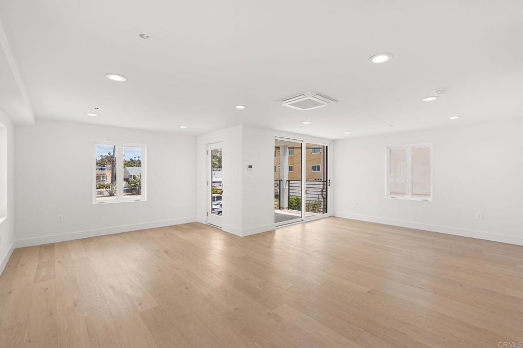 212 S Pacific Street