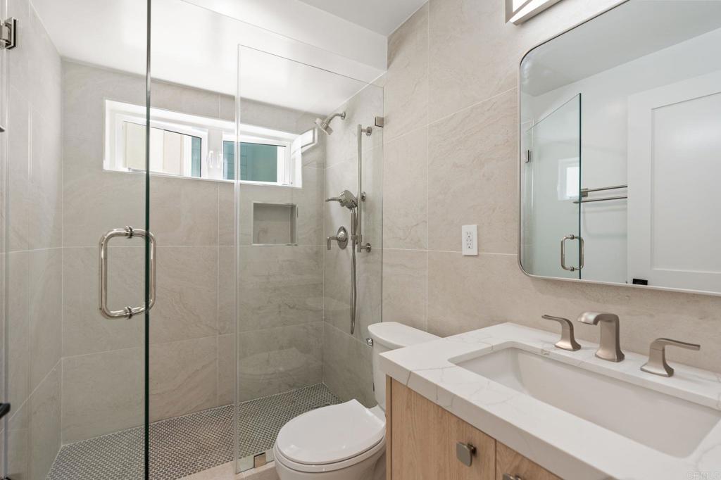 212 S Pacific Street