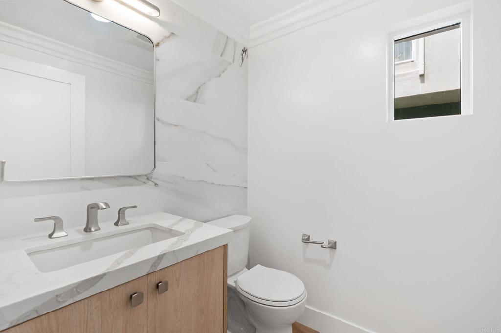 212 S Pacific Street