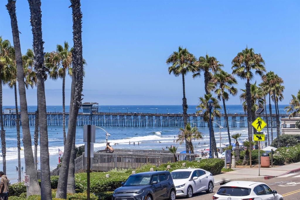 212 S Pacific Street