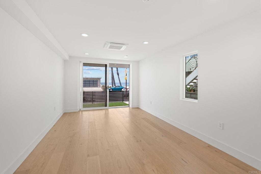 212 S Pacific Street