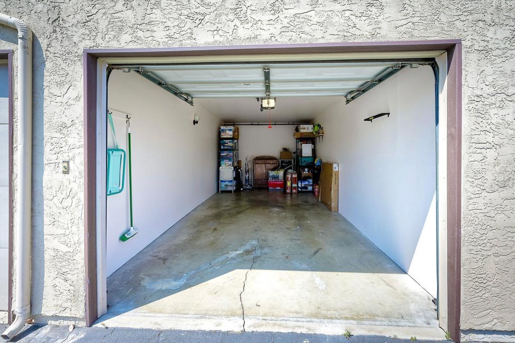 7701 Caminito Leon 201