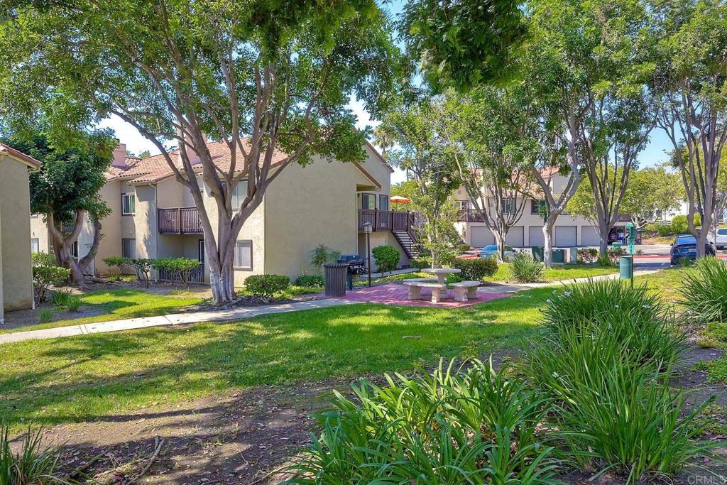 7701 Caminito Leon 201