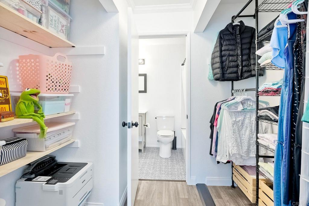 7701 Caminito Leon 201