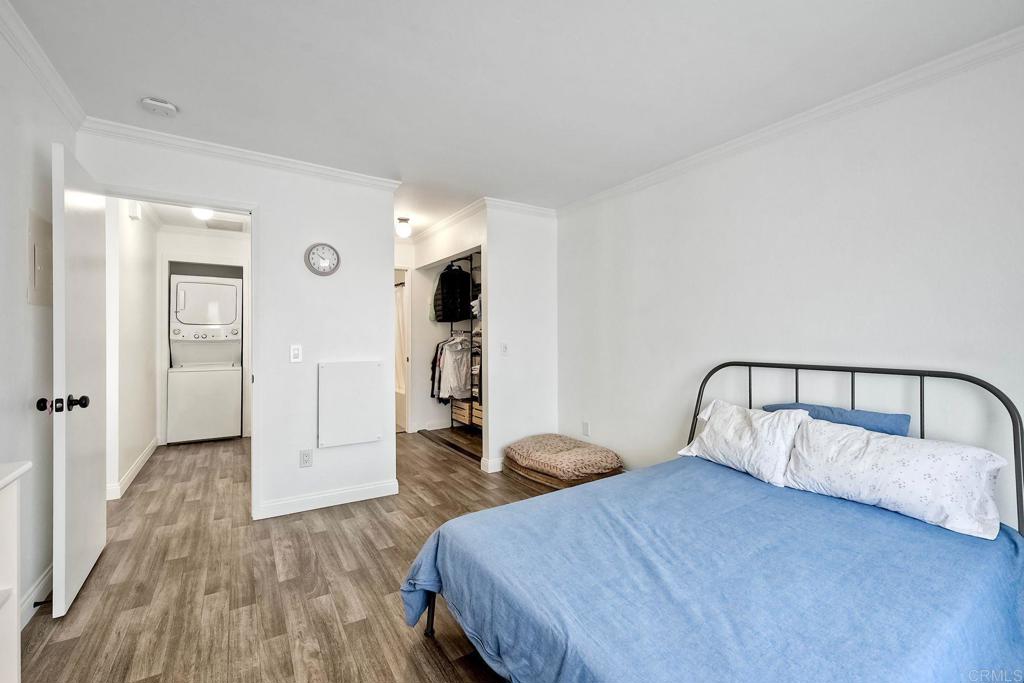 7701 Caminito Leon 201