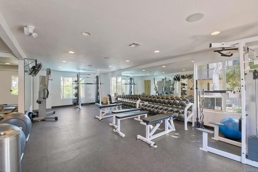 7701 Caminito Leon 201