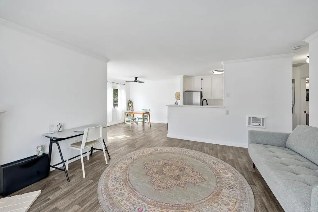 7701 Caminito Leon Unit 201