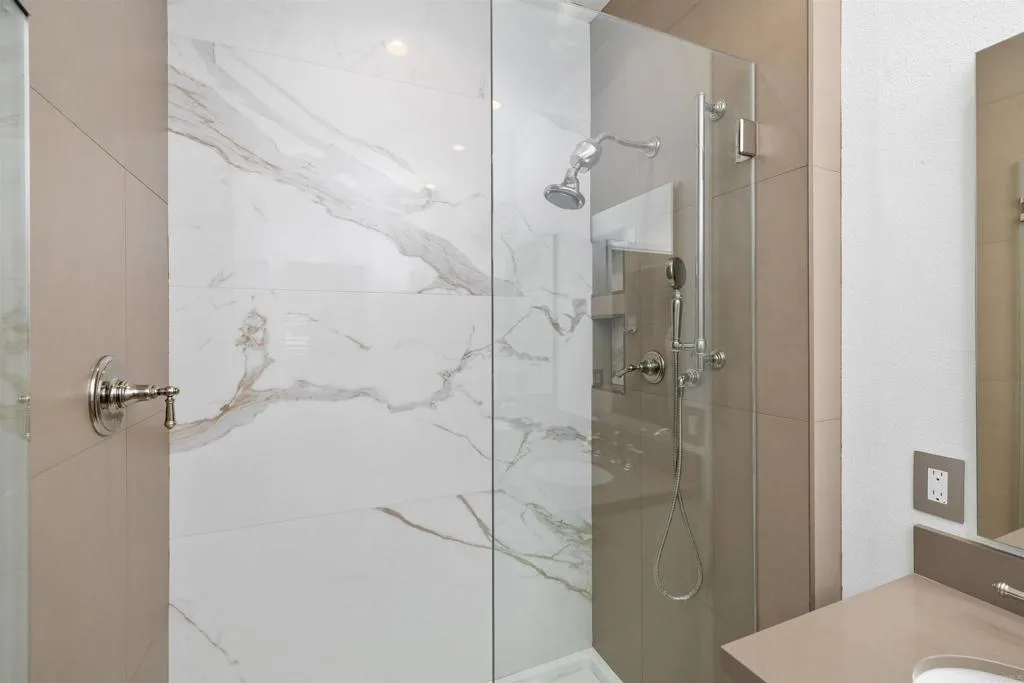 9753 W Canyon Unit 4