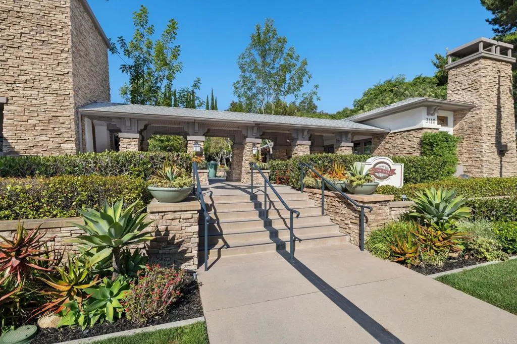 9753 W Canyon Unit 4