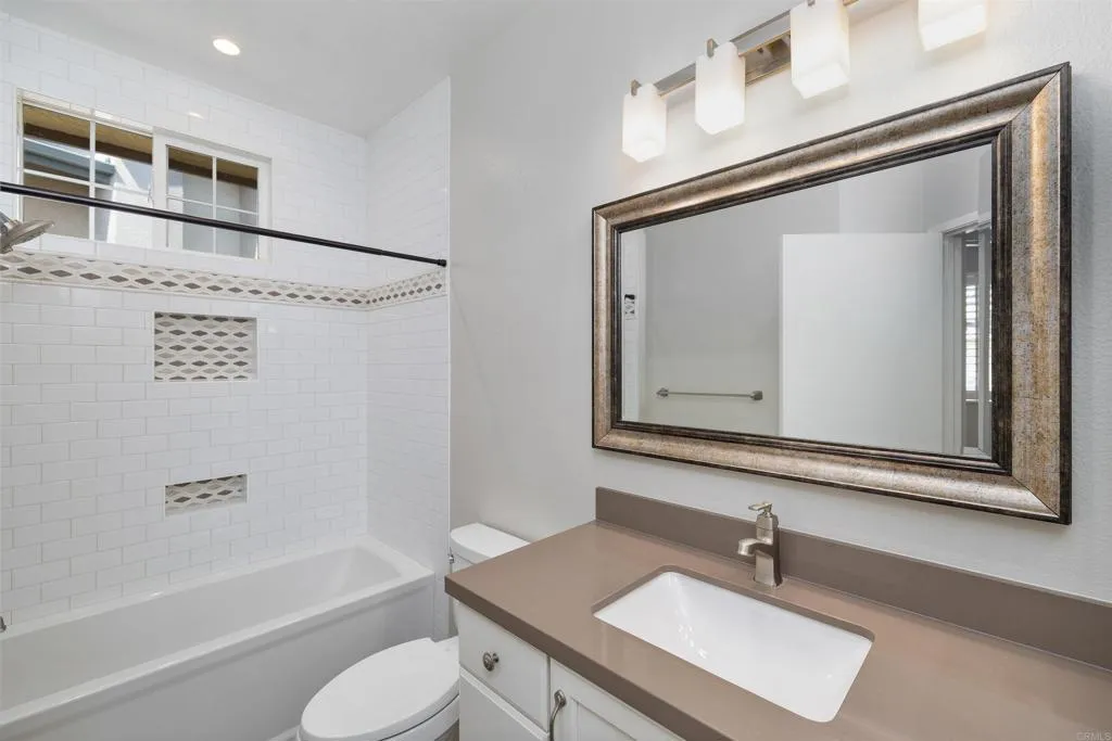 9753 W Canyon Unit 4