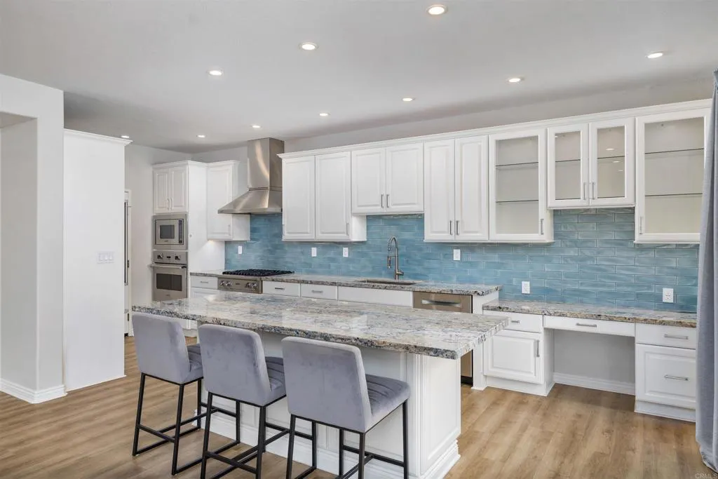 9753 W Canyon Unit 4