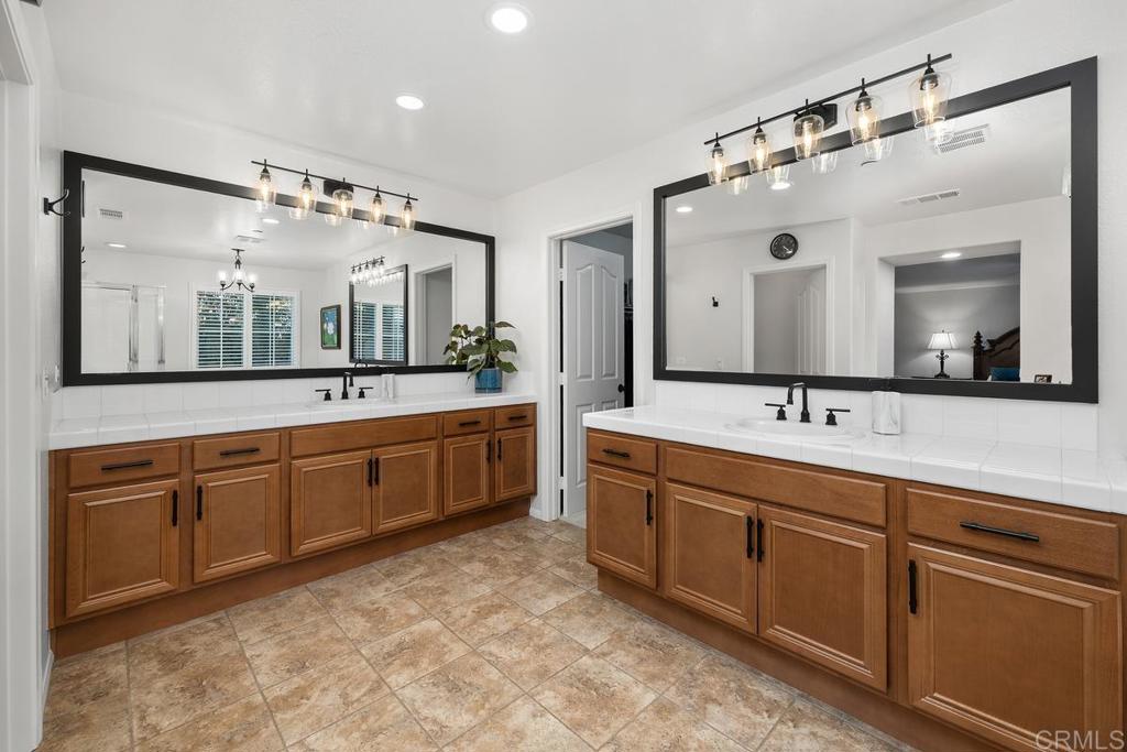 2949 Oro Blanco Cir