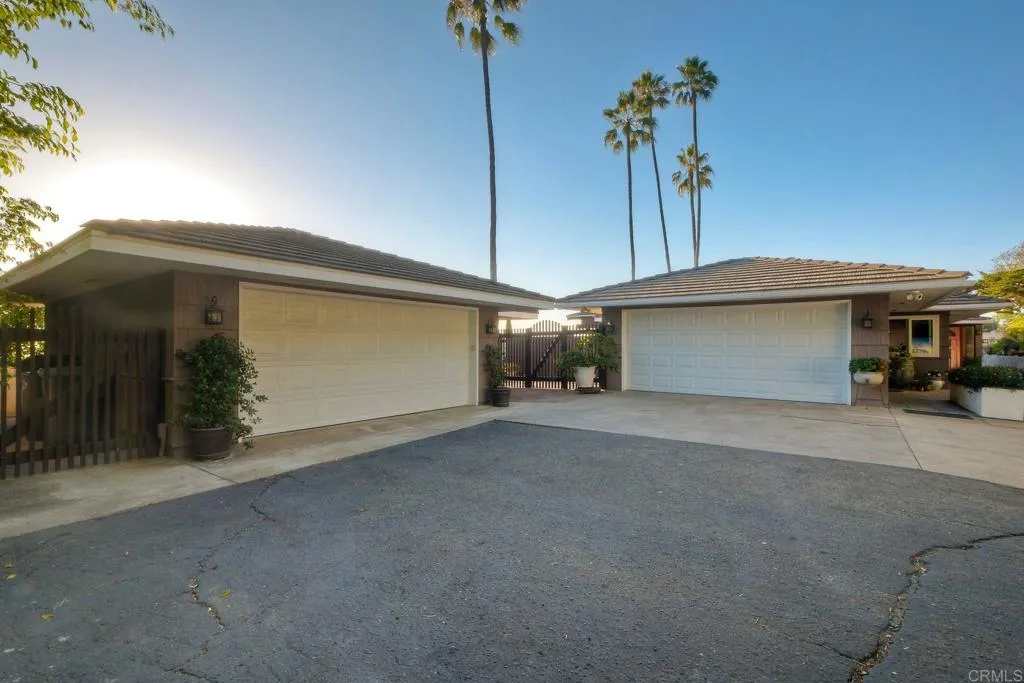 1012 Rosario Lane, Vista
